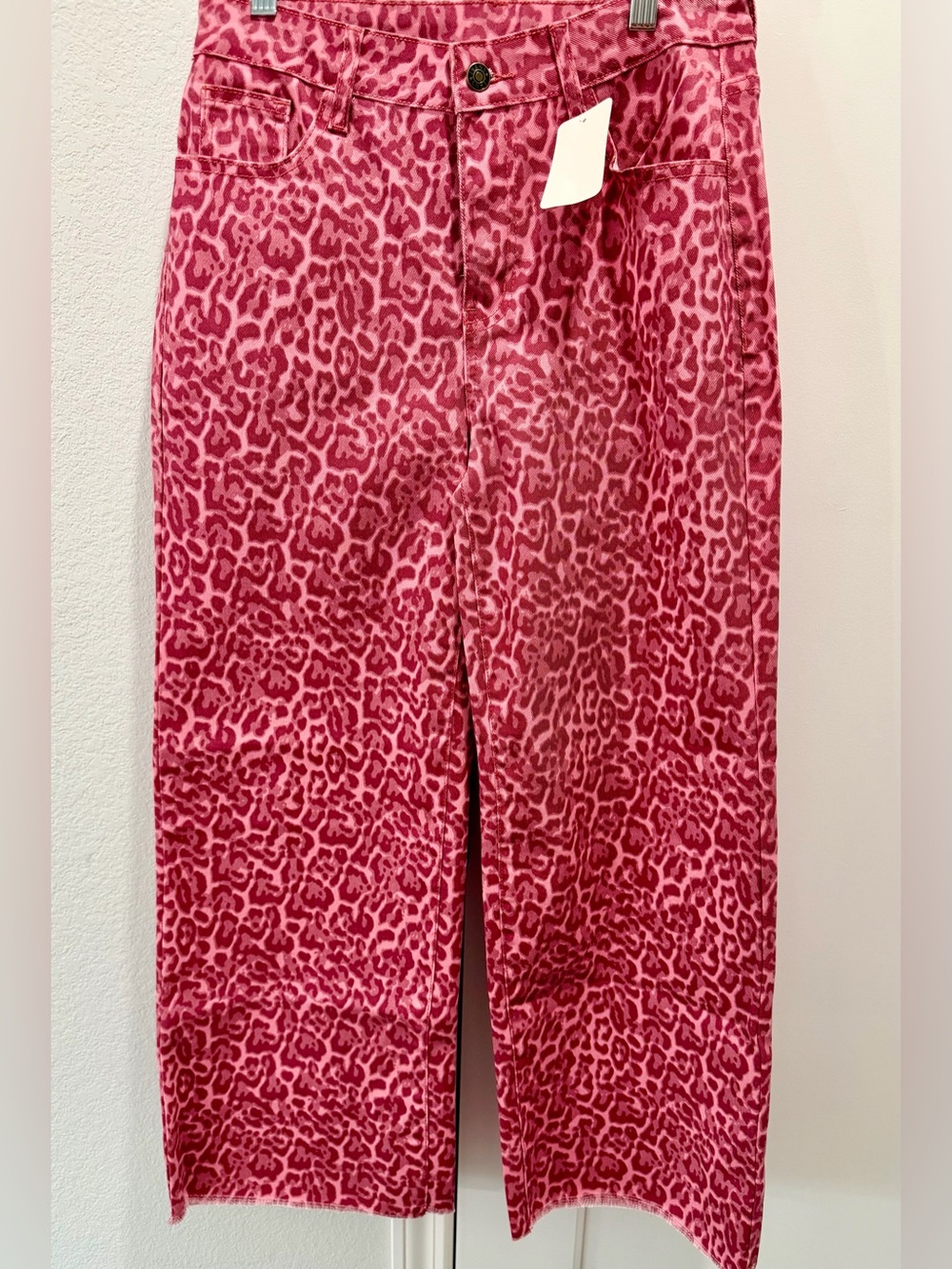 Boutique Pink Leopard Animal Print Jeans Pants Trousers Pockets Fringe Hem 6, 8